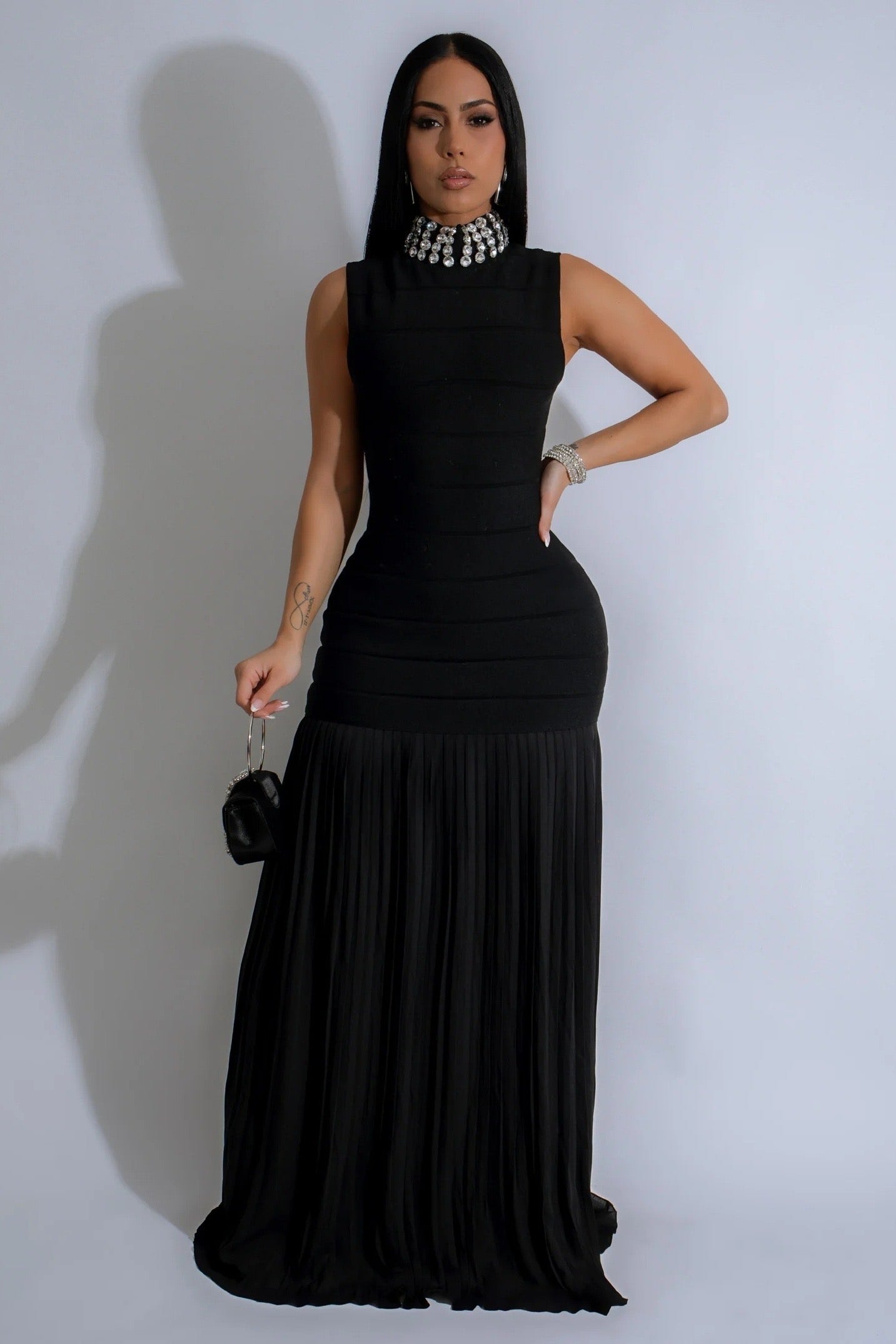 MAXI VESTIDO ABU DHABI BANDAGE PLISADO CRISTALES NEGRO